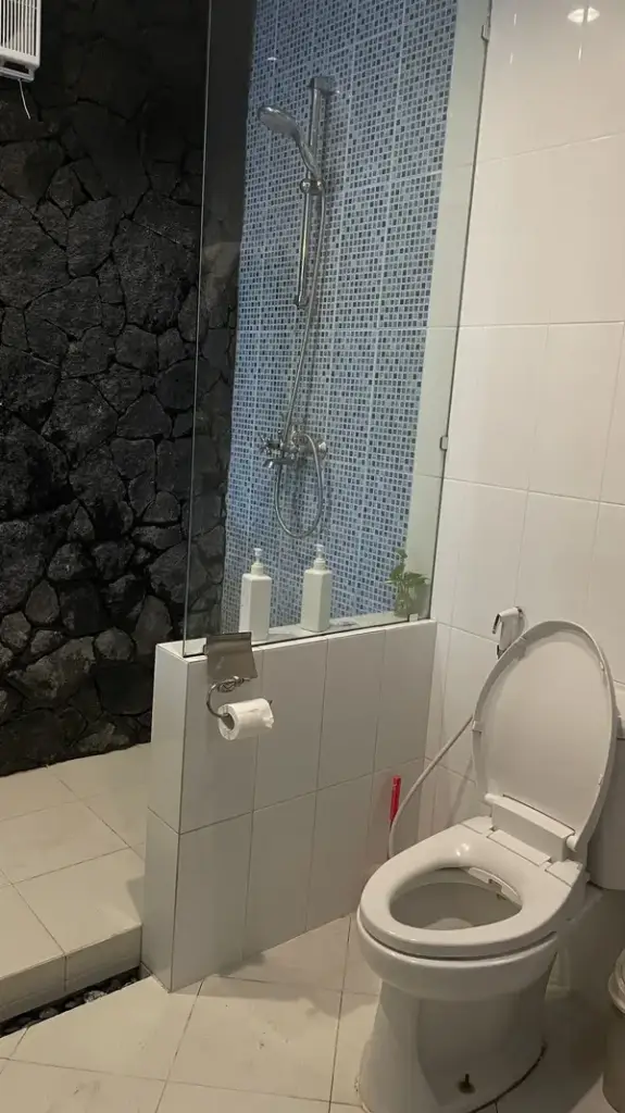 Bathroom Bathroom